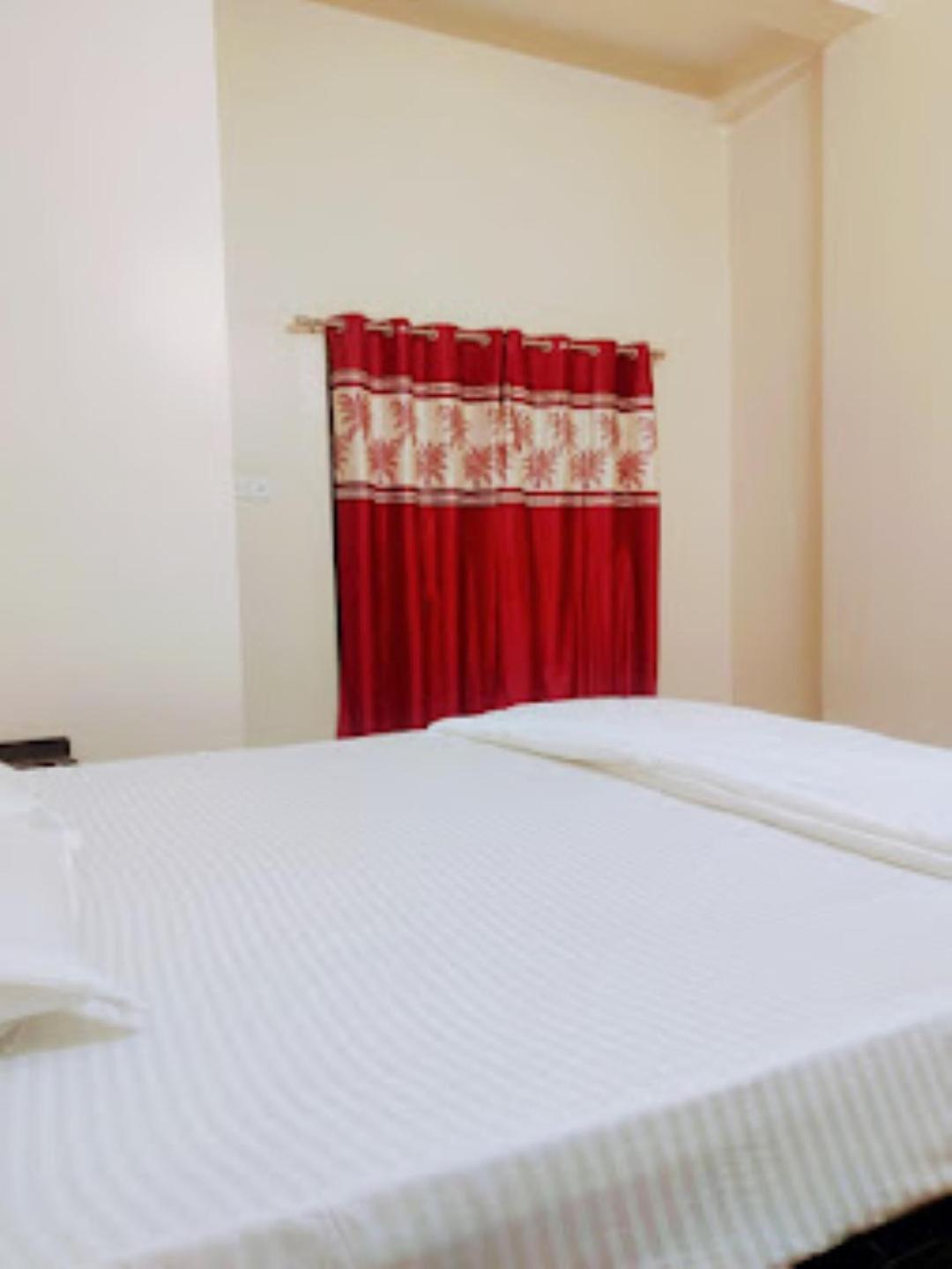 Hotel Hariram Tower Wardha Экстерьер фото